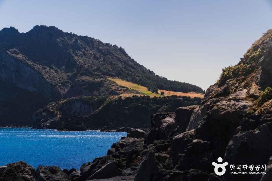 시인이생진시비거리