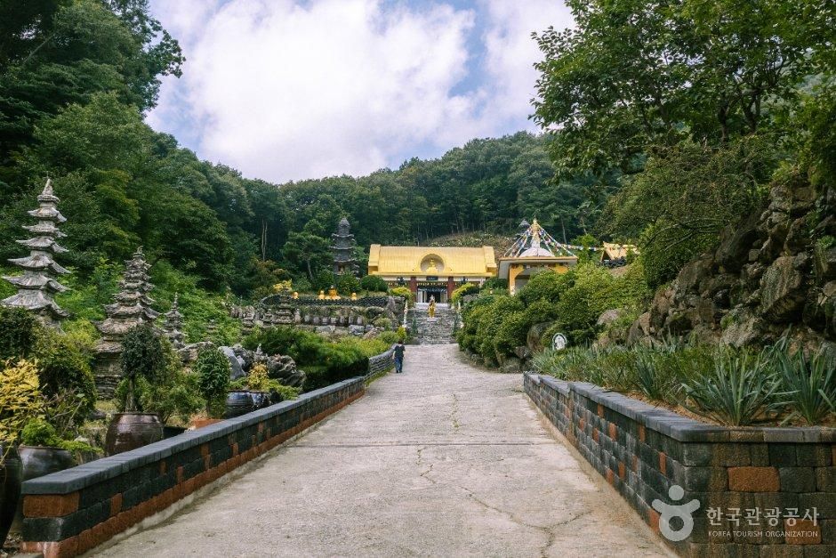 경기_용인_와우정사_전경_6.jpg