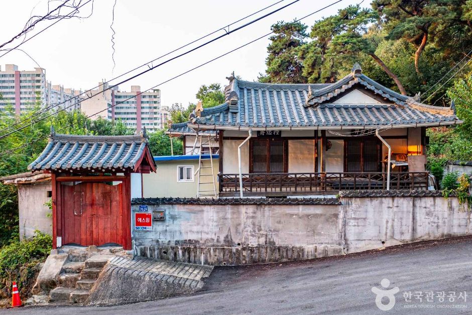 鰲山書院