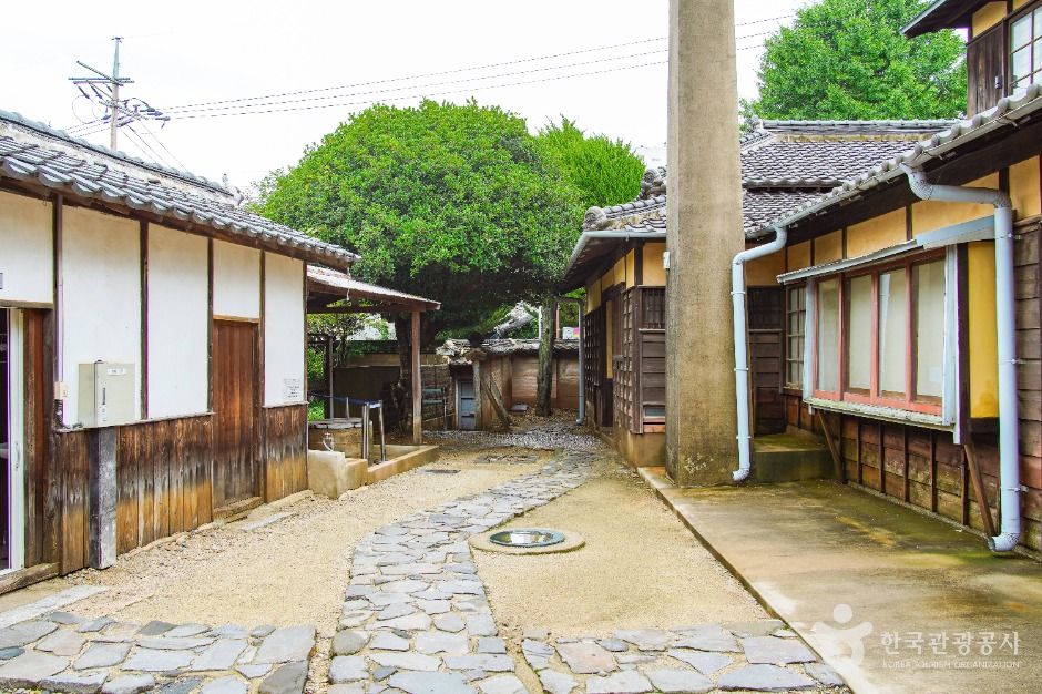 群山映画の通り
