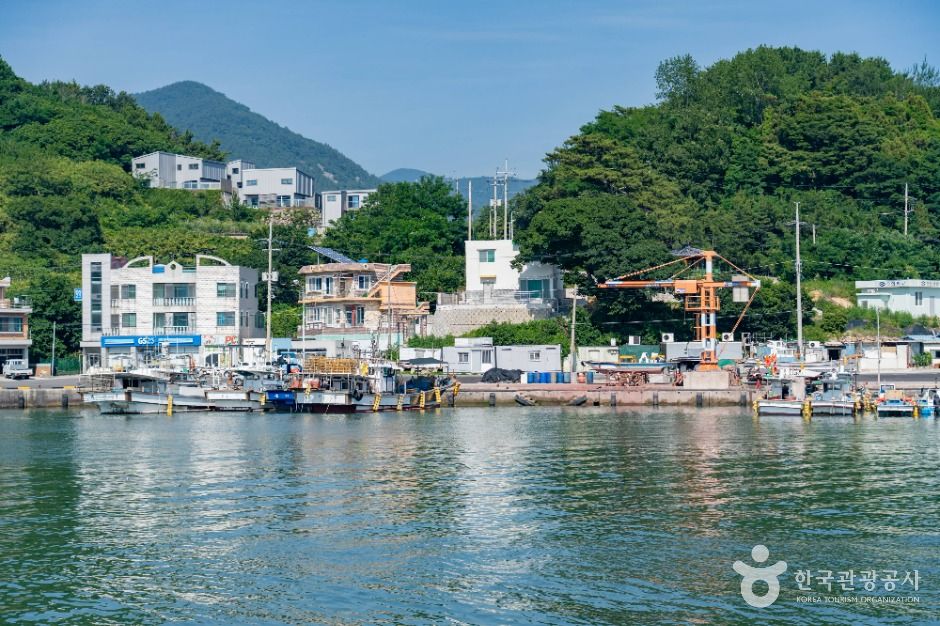 Dolsanhang Port