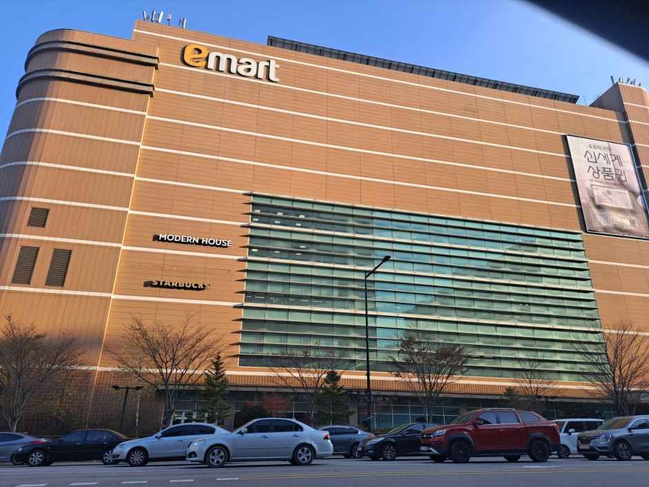 E-Mart Uijeongbu [Tax Refund Shop](이마트 의정부점)