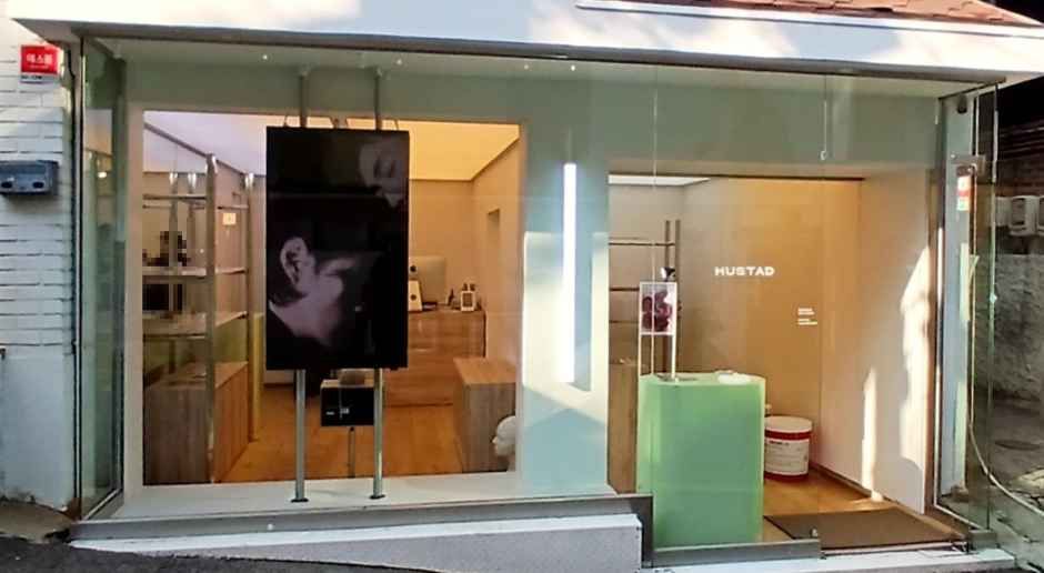 [事後免税店]HUSTAD（ヒュスタッド）(휴스타드)