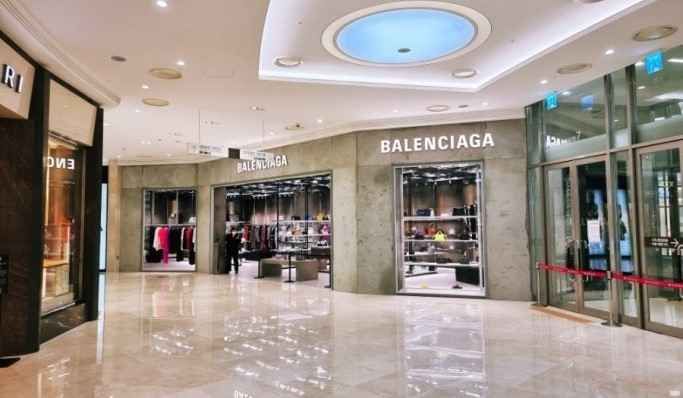 [事后免税店]巴黎世家 新世界百货商店时代广场店(발렌시아가 신세계백화점 타임스퀘어점)