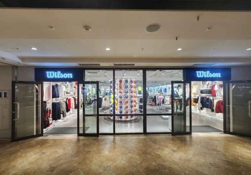 Wilson 新世界西蒙奥特莱斯坡州店