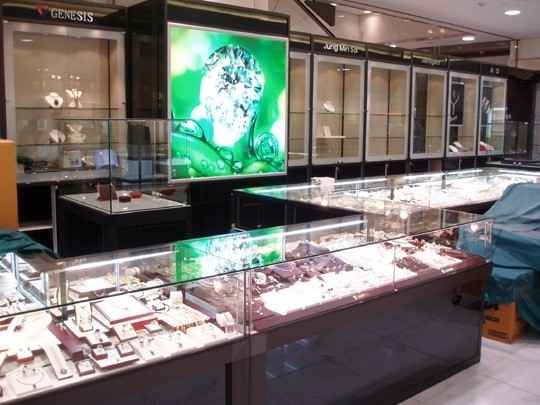 [事後免税店] STONEHENgE（ハリストーン）・ロッテ百貨店チャンウォン（昌原）店(스톤헨지 롯데백화점 창원점)