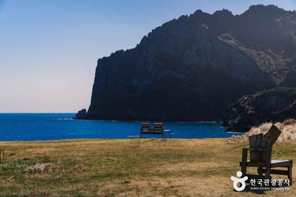 시인이생진시비거리