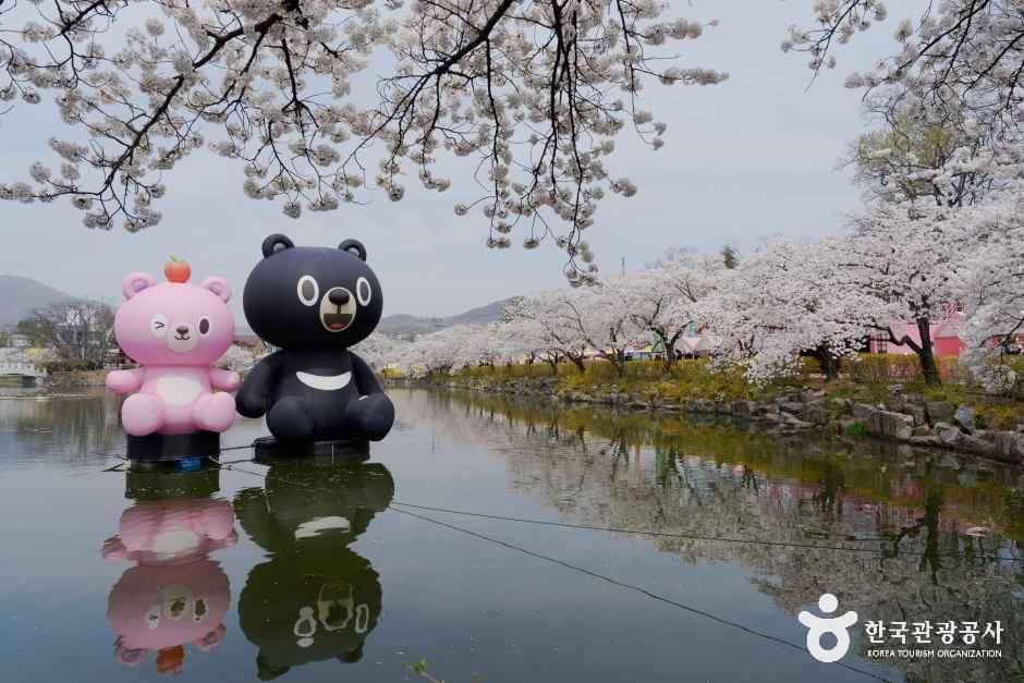 경북_김천_교동 연화지_외부_1.jpg