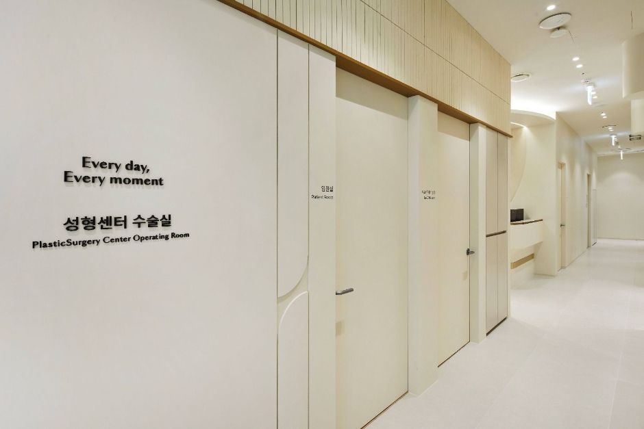 8_병원대표4_리엔장성형외과의원