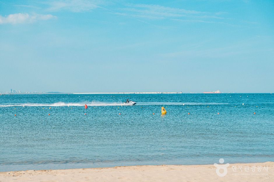 鸢海水浴场