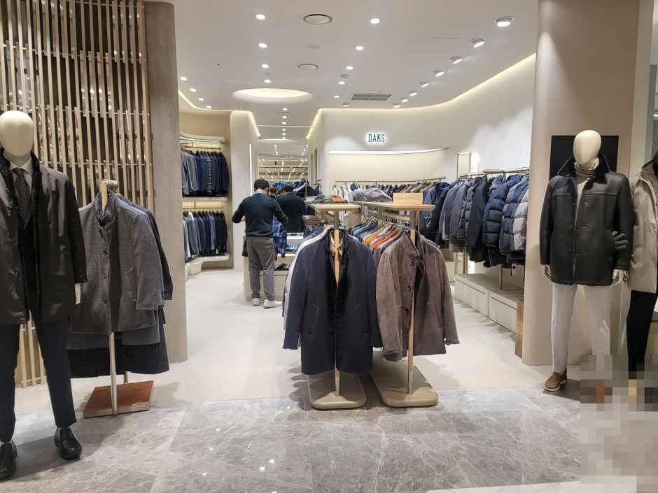 Daks M - Shinsegae Department Store Gangnam Branch [Tax Refund Shop](닥스남성 신세계백화점 강남점)