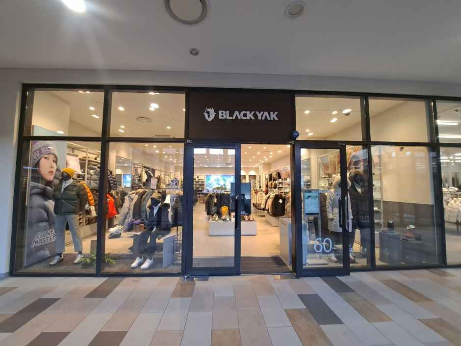 Blackyak 乐天高级奥特莱斯 坡州店