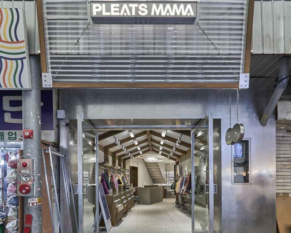 [事後免税店]PLEATS MAMA（プリーツママ）イウッ・クァンジャン（広蔵）市場店(플리츠마마 이웃 광장시장점)