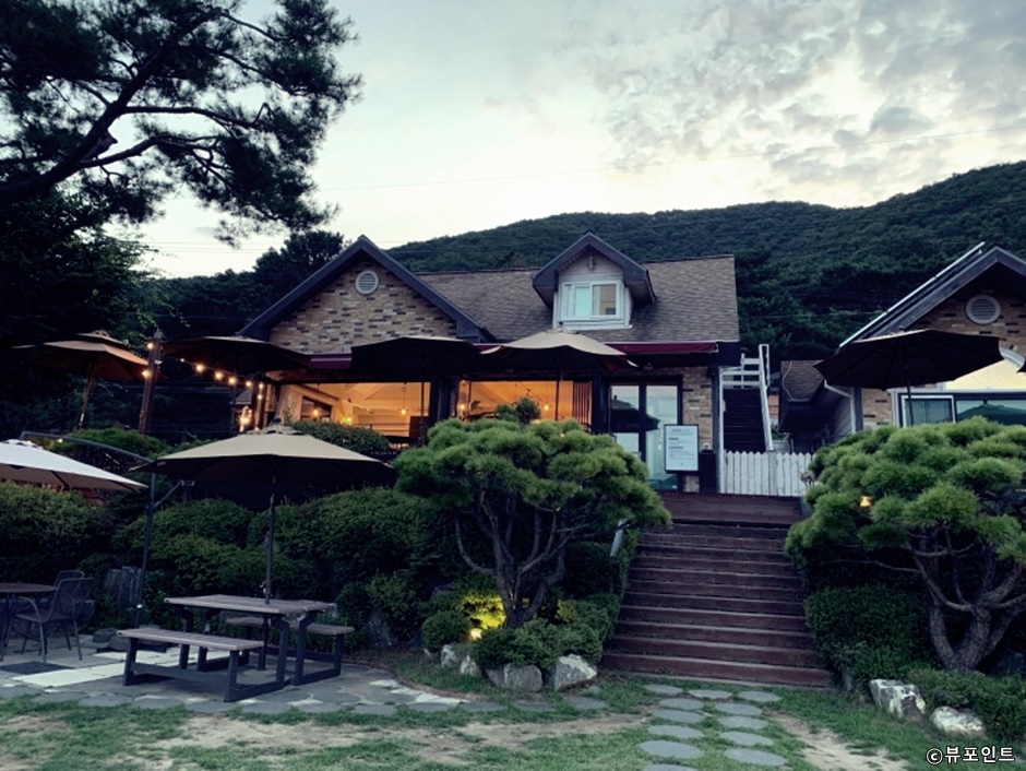 Viewpoint Cafe