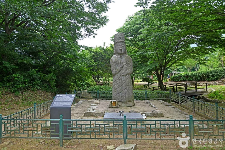 Sangari Maitreya Buddha