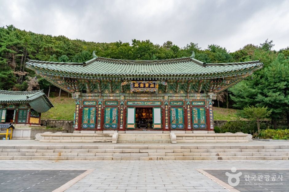 英觉寺 (始兴)