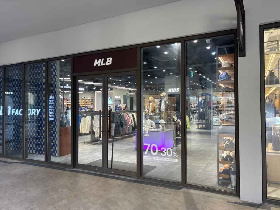MLB Factory - Lotte Premium Outlets Dongbusan Branch [Tax Refund Shop] (MLB팩토리 롯데프리미엄아울렛 동부산점)