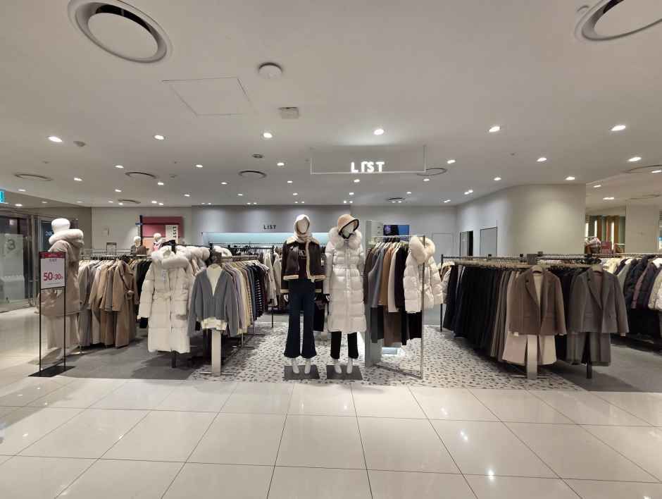 리스트 롯데아울렛 서울역점