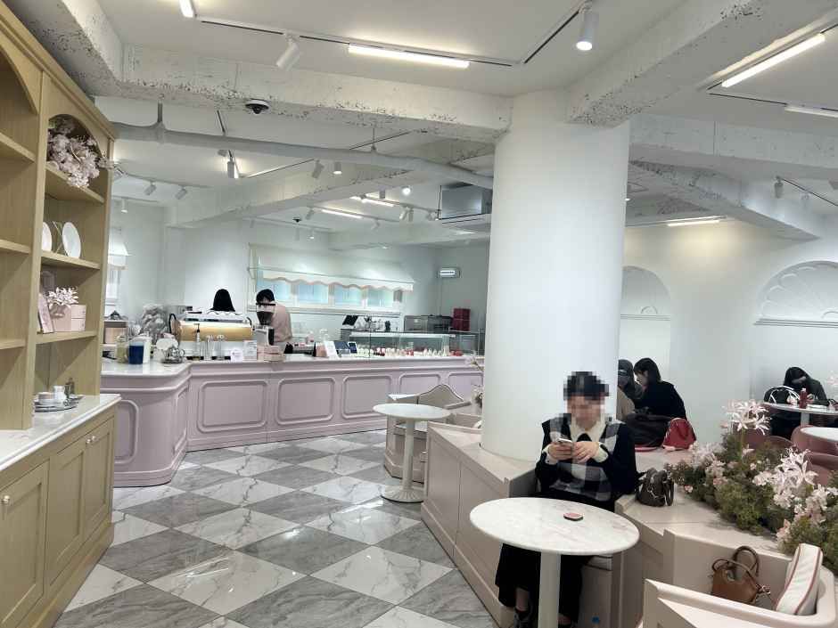 Café dasique内部