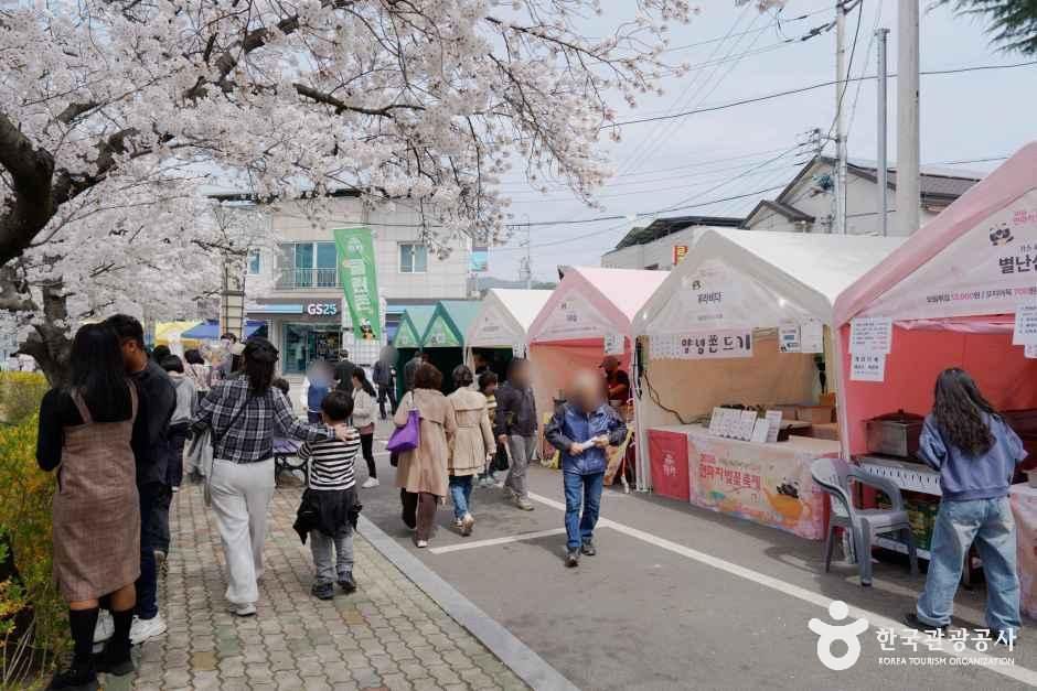 경북_김천_교동 연화지_외부_3.jpg