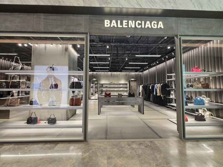[事後免税店] BALENCIAGA（バレンシアガ）・新世界百貨店サウスシティ店