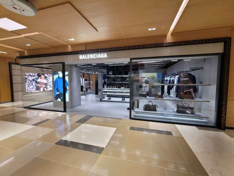 Balenciaga Men Shinsegae Department Store Gangnam Branch