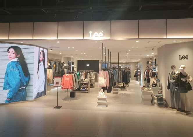 [事後免税店] Lee（リー）・ロッテプレミアムアウトレットキフン（器興）店(Lee 롯데프리미엄아울렛 기흥점)