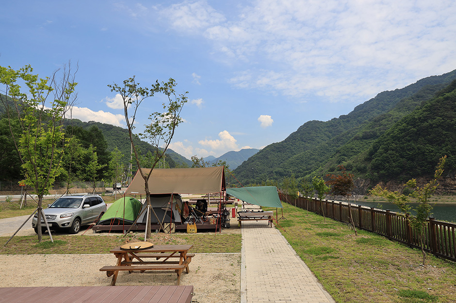 平和のダム オートキャンプ場