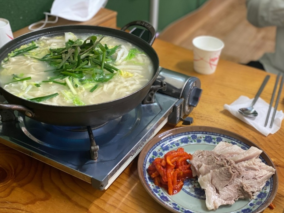 朝恩火锅刀切面