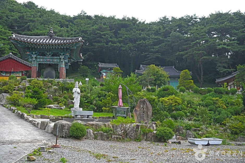 月明寺（堤川）