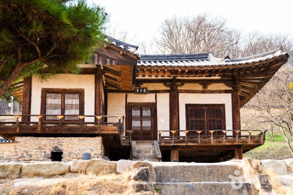 Imcheonggak House