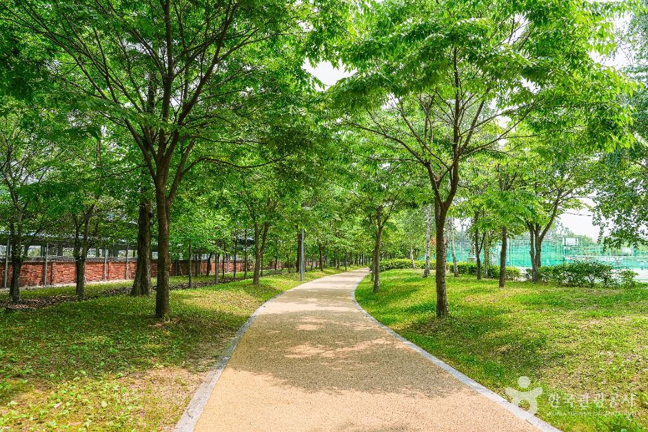 西湖花山公园