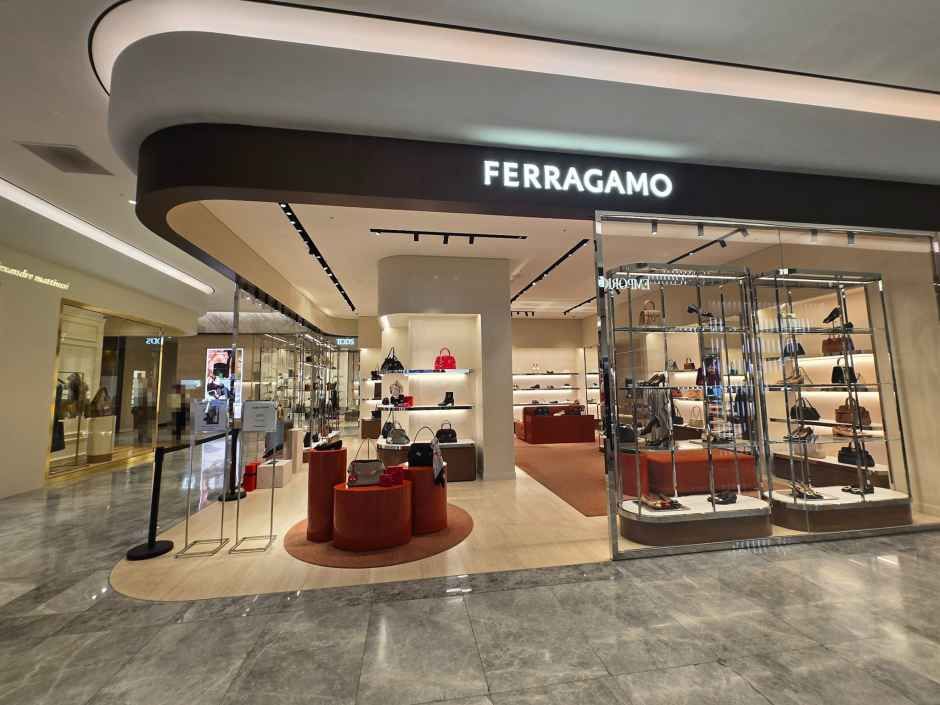 살바토레페라가모 신세계백화점 사우스시티점