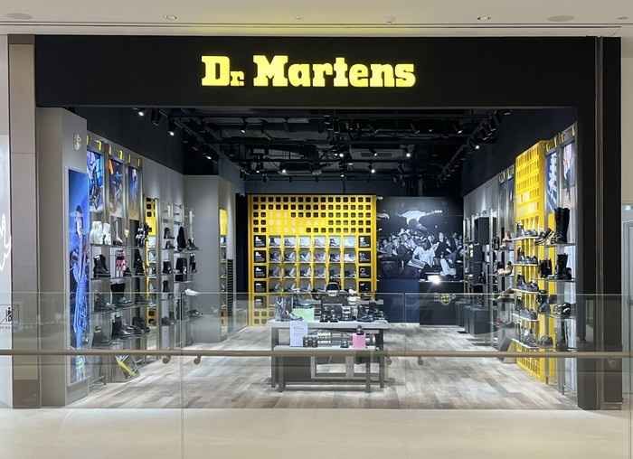 [事後免税店] DR. MARTENS（ドクターマーチン）・スターフィールドスウォン（水原）店(닥터마틴 스타필드 수원점)