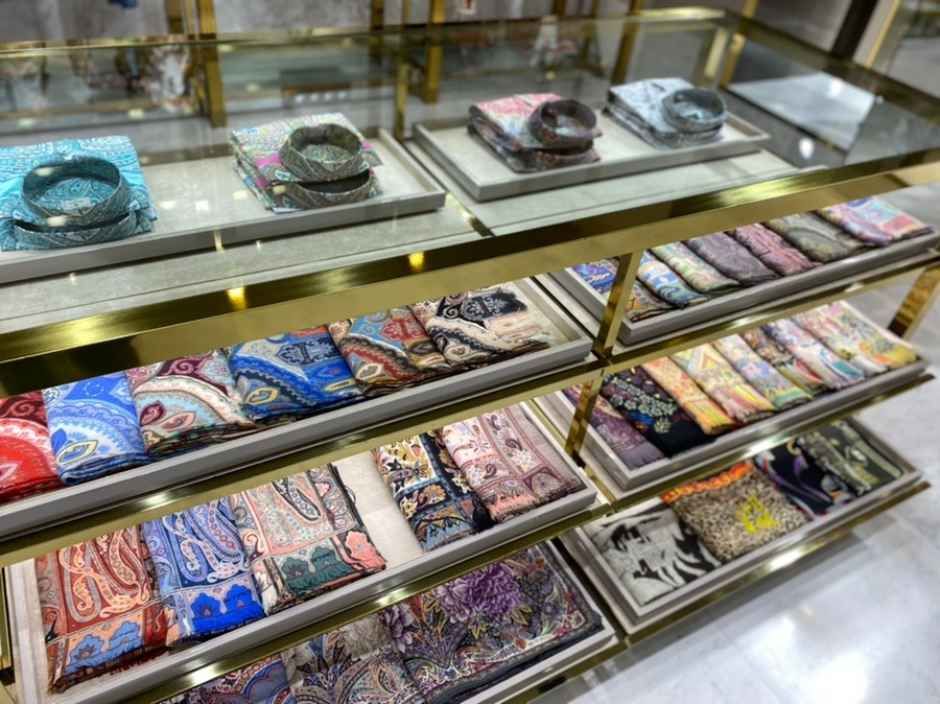 [事后免税店]ETRO 乐天百货商店蔚山店(에트로 롯데백화점 울산점)