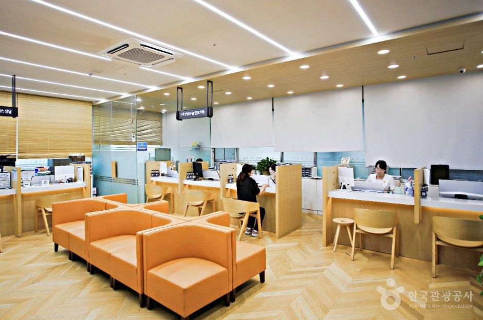 Consultation Service Lounge