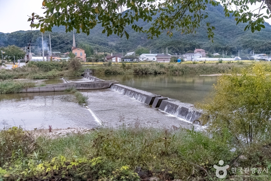 七峰体育公園