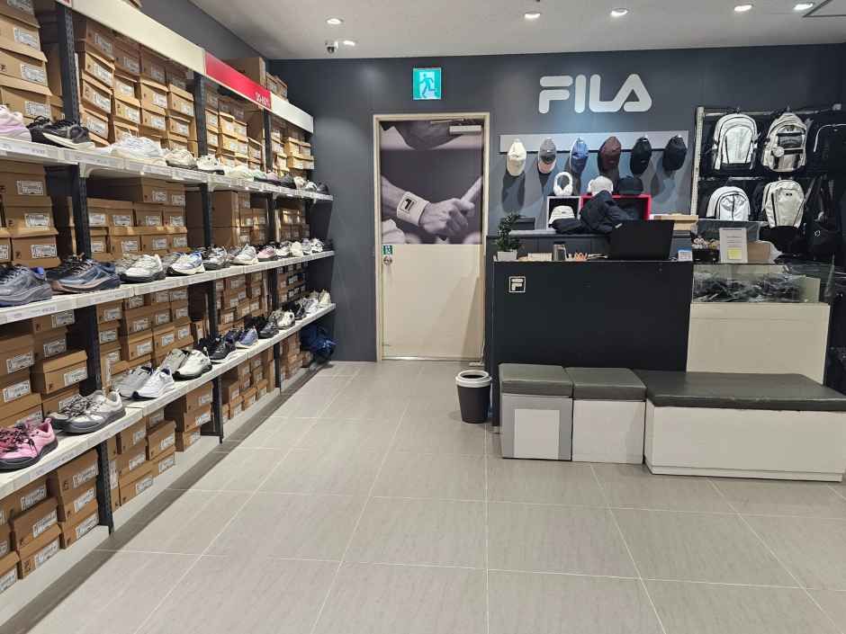FILA 乐天Mall 光明店