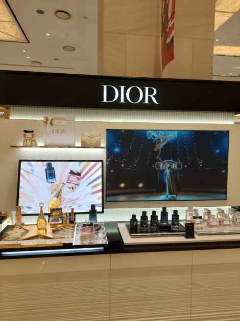 Dior 新世界百货 Centum City店