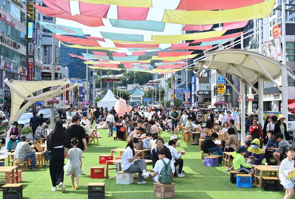 Haeundae Sandfestival (해운대 모래축제)
