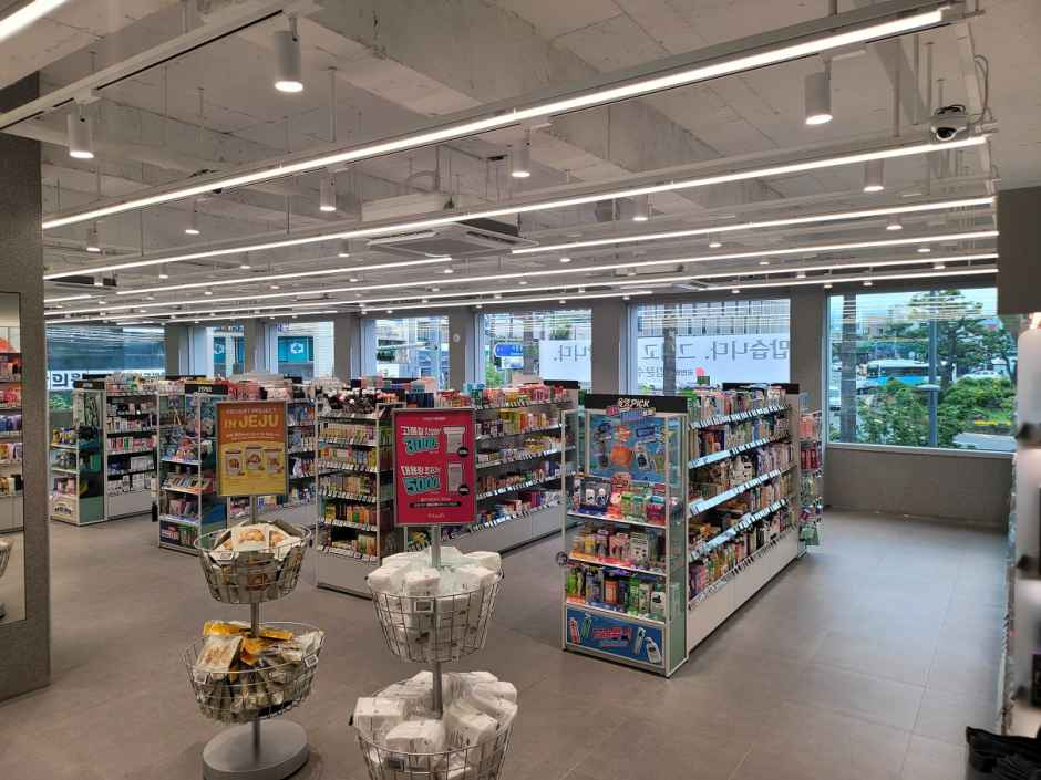 [事後免税店] Olive Young・ソギポグァンジャン（西帰浦広場）店(올리브영 서귀포광장점)