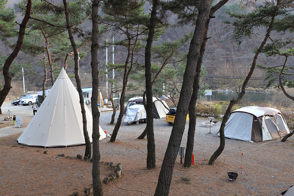 Hwanggeum Bat Campground