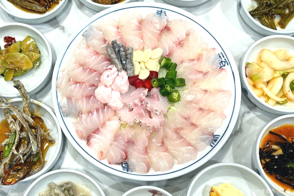 鹭梁津本菜