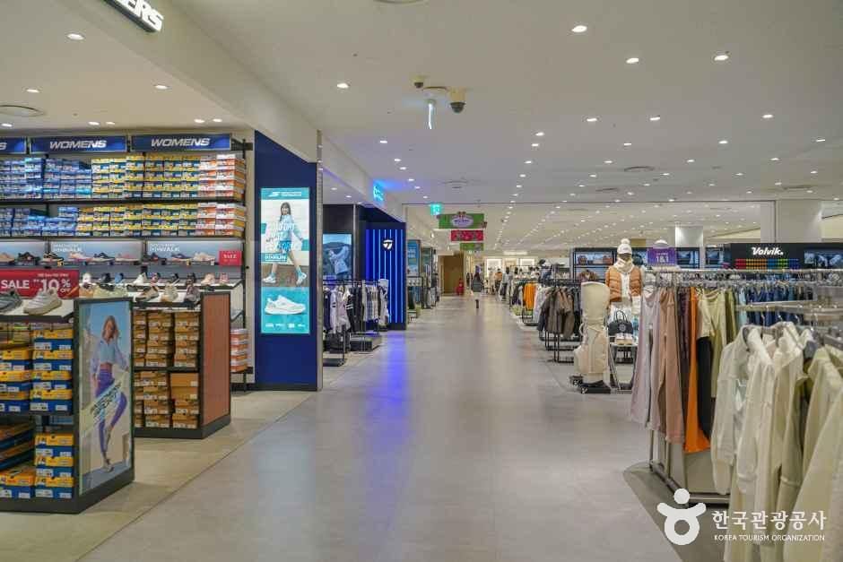 진주_롯데몰 진주점 (5).jpg