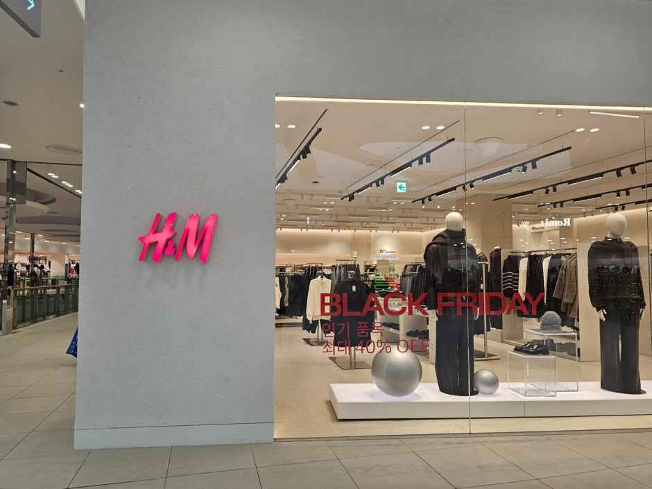 H&M 롯데백화점 김포공항점