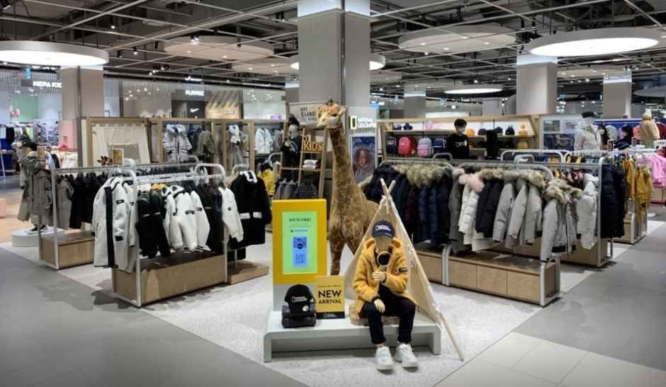 [事後免税店] National Geographic（ナショナルジオグラフィック）・現代プレミアムアウトレットスペースワン 店(내셔널지오그래픽키즈 현대프리미엄아울렛 스페이스원점)