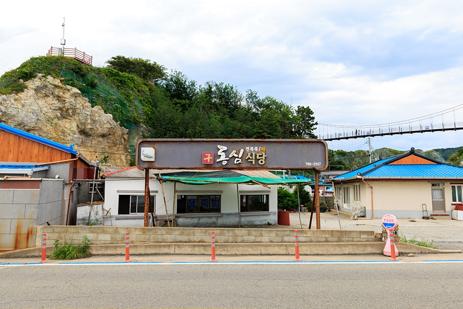 トンシム食堂