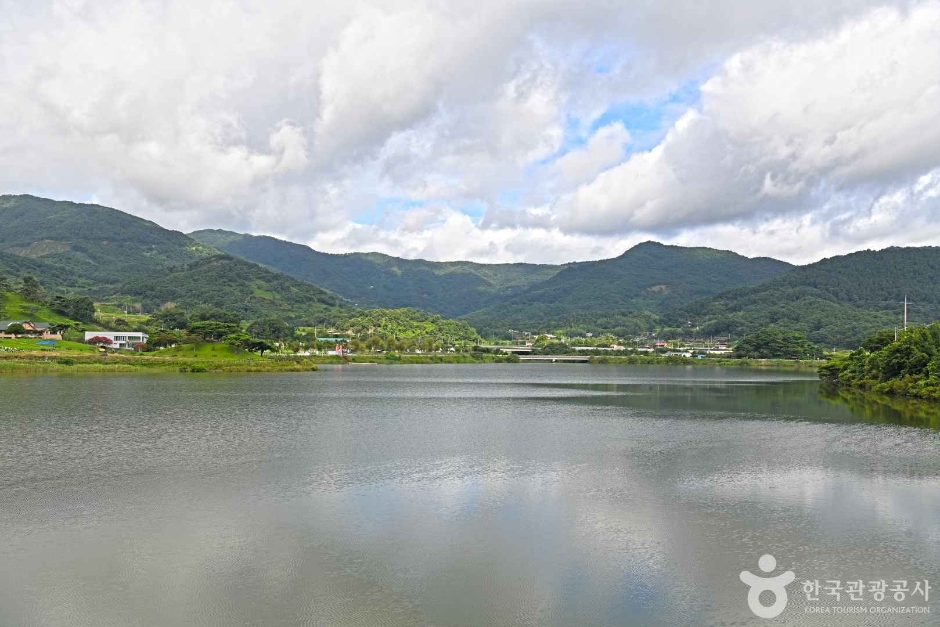 Jirisan Lake Park