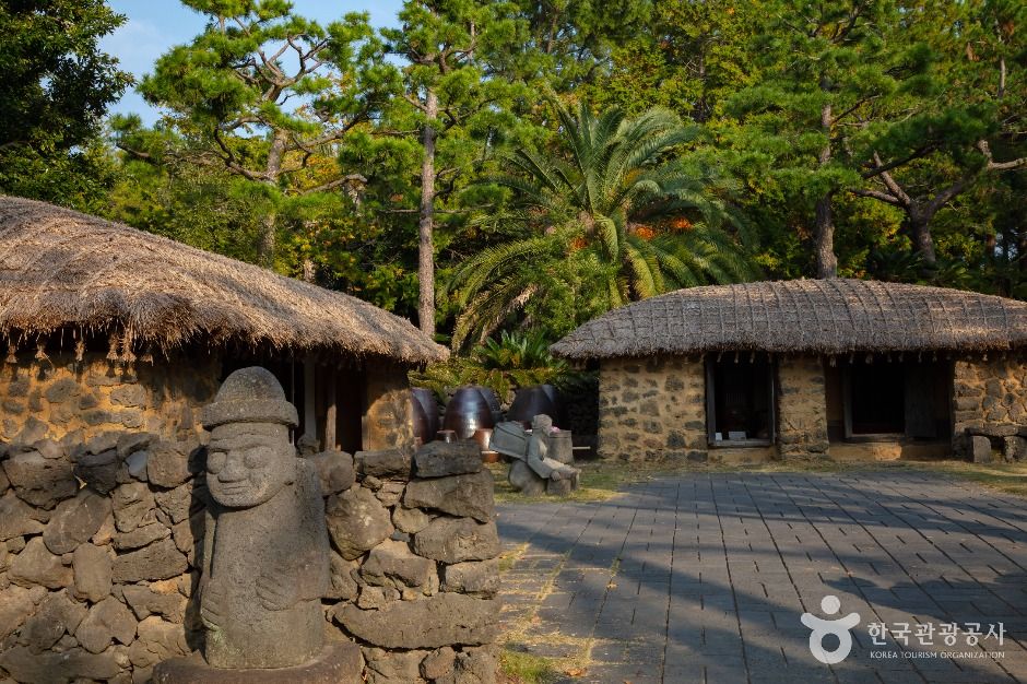 쌍용굴(한림공원)