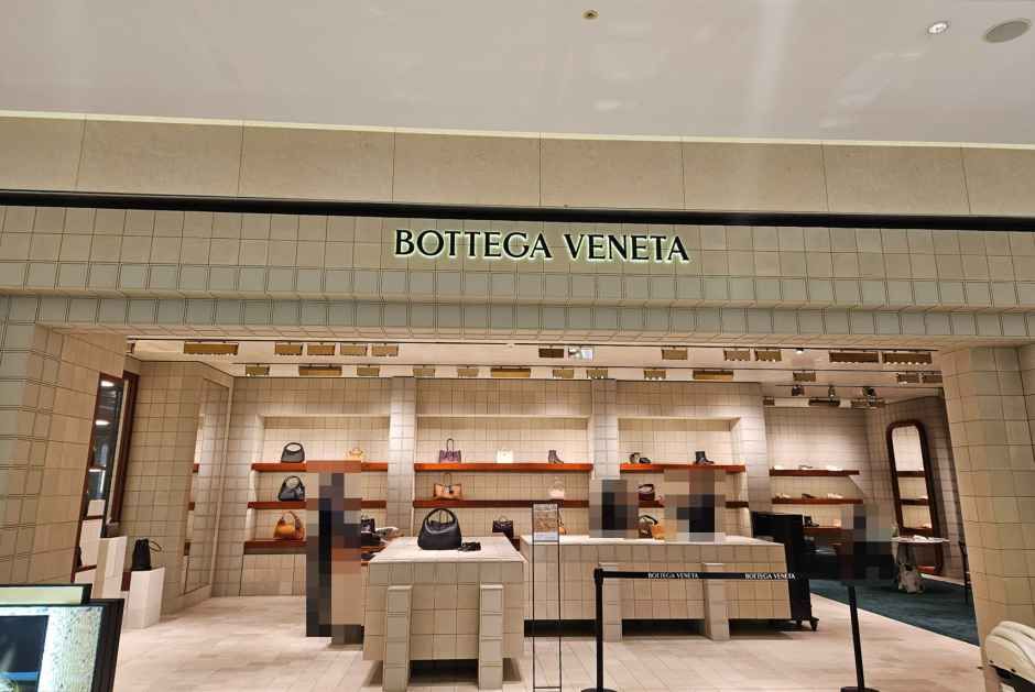 [事後免税店]BOTTEGA VENETA（ボッテガヴェネタ）・ザ・現代テグ（大邱）(보테가베네타 현대백화점 더현대 대구)
